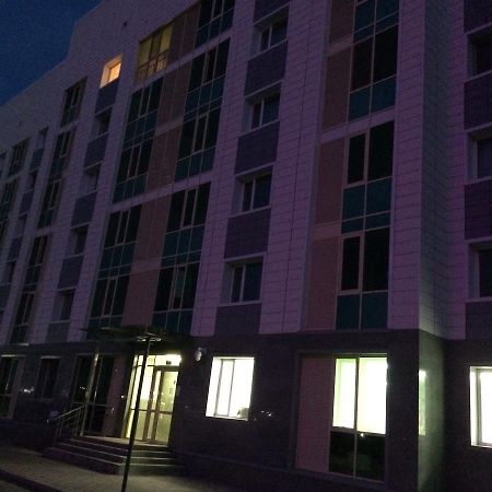 Vesna Apartments In The Center Астана Экстерьер фото